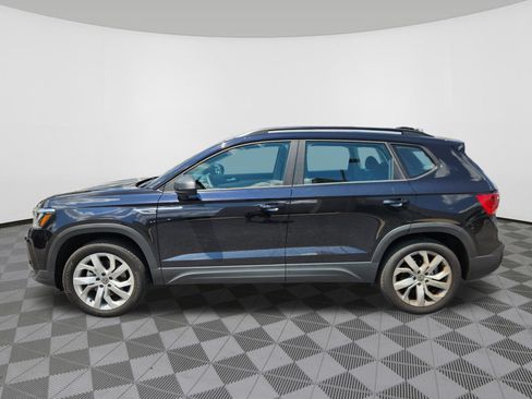 Used 2023 Volkswagen Taos S w/ Driver Assistance Package AWD/4WD image 5
