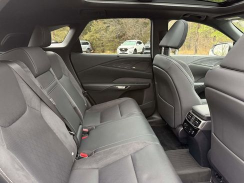 Used 2024 Lexus RX 450h AWD w/ Luxury Package image 17