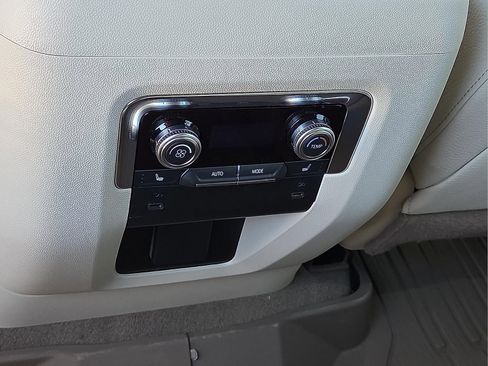 New 2026 GMC Yukon XL Denali w/ Sun & Power Step Package AWD/4WD image 12