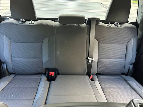 Used 2022 Chevrolet Silverado 1500 Custom RWD image 14