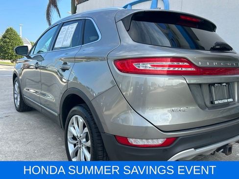 Used 2017 Lincoln MKC Select w/ Select Plus Package FWD image 7