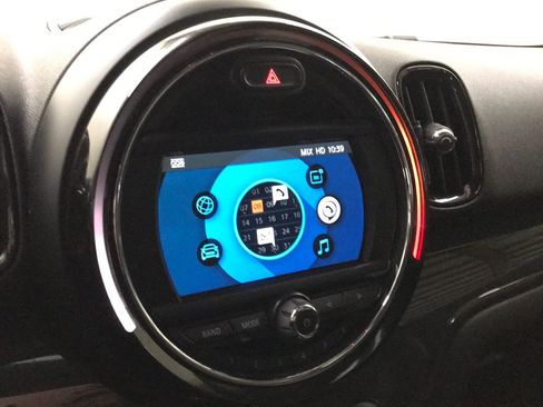 Used 2019 MINI Cooper Countryman w/ Storage Package FWD image 23