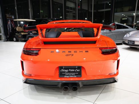 Used 2018 Porsche 911 GT3 RWD image 3