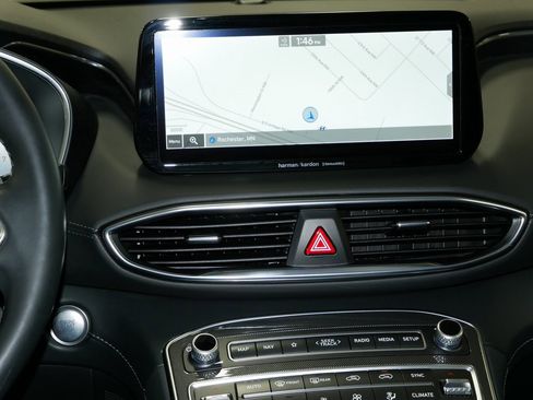 Certified 2021 Hyundai Santa Fe Limited image 21