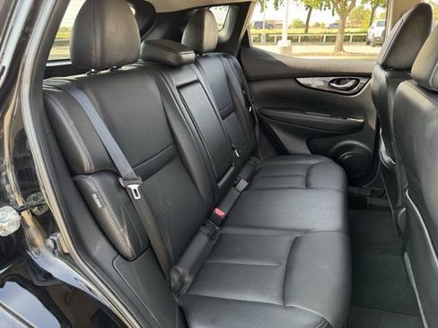 Used 2021 Nissan Rogue Sport SL w/ Premium Package FWD image 30