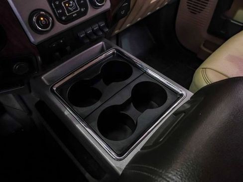 Used 2016 Ford F250 Lariat w/ Lariat Interior Package image 25