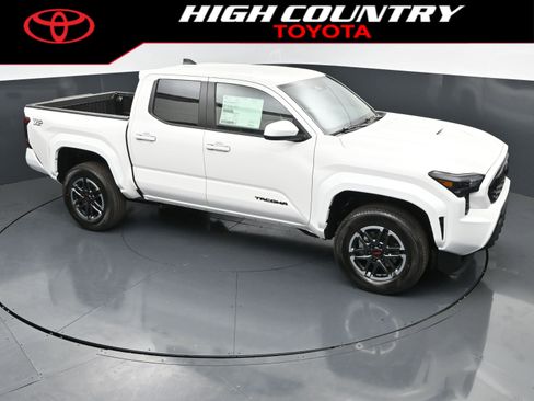 New 2026 Toyota Tacoma TRD Sport RWD image 32