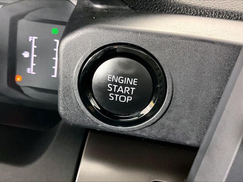 Used 2024 Toyota Tacoma SR5 AWD/4WD image 31