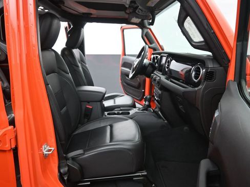 Used 2023 Jeep Wrangler Altitude image 18