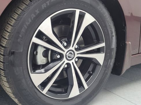 Used 2021 Nissan Sentra SV image 31