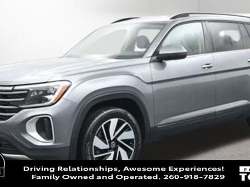 Used 2024 Volkswagen Atlas SE image 1