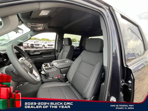 New 2025 GMC Sierra 1500 Elevation image 14