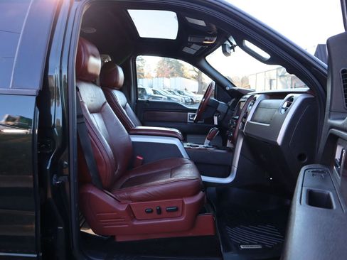 Used 2014 Ford F150 King Ranch w/ King Ranch Luxury Package image 19