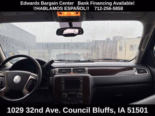 Used 2010 GMC Yukon XL Denali AWD/4WD image 12