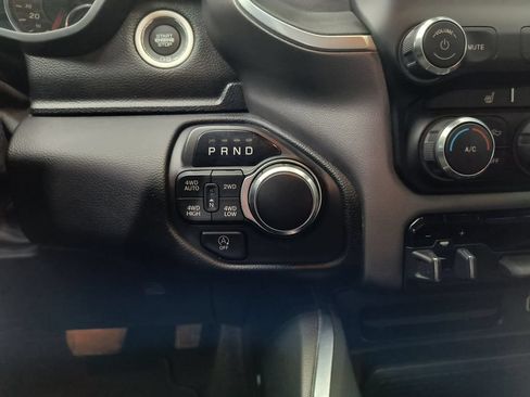 Used 2020 RAM 1500 Big Horn AWD/4WD image 16