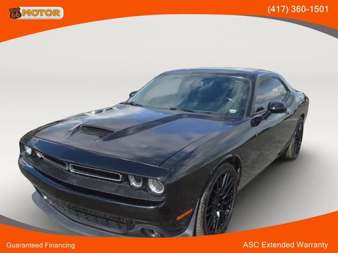 Used 2020 Dodge Challenger R/T RWD image 1
