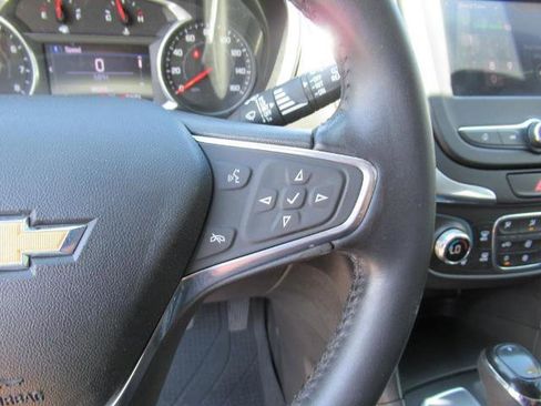 Used 2020 Chevrolet Equinox LT image 21