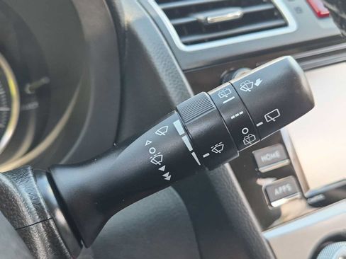 Used 2017 Subaru Crosstrek 2.0i Premium AWD/4WD image 24