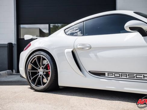 Used 2016 Porsche Cayman GT4 RWD image 33