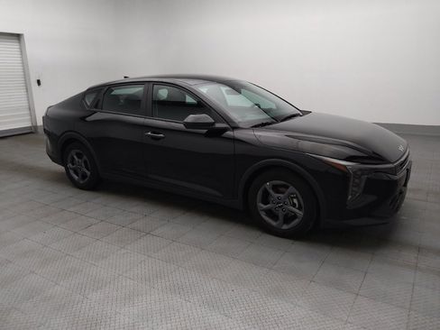 Used 2025 Kia K4 FWD image 11