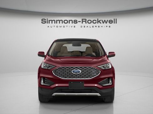Used 2024 Ford Edge SEL image 4