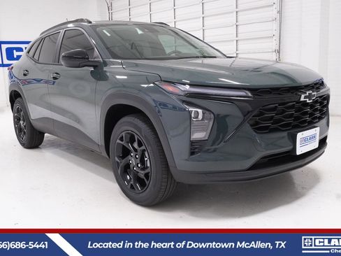 New 2026 Chevrolet Trax LT w/ Driver Confidence Package image 3