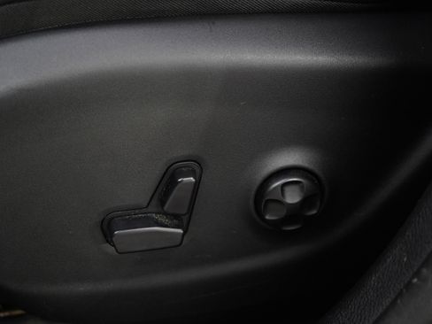 Used 2015 Jeep Cherokee Trailhawk w/ Leather Interior Group AWD/4WD image 24