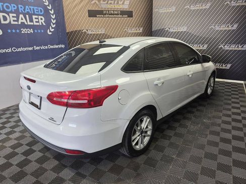 Used 2016 Ford Focus SE FWD image 7