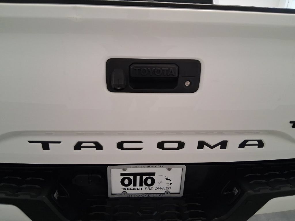 Used 2023 Toyota Tacoma TRD Pro AWD/4WD image 29