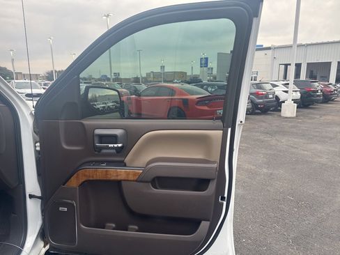 Used 2017 GMC Sierra 1500 SLT image 34