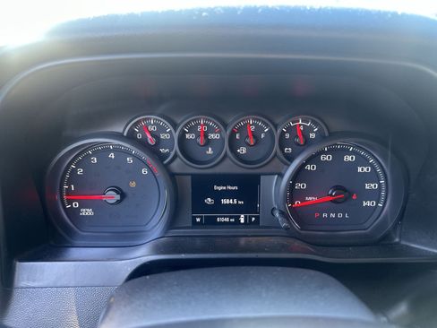 Used 2020 Chevrolet Silverado 1500 Custom w/ Custom Value Package image 10