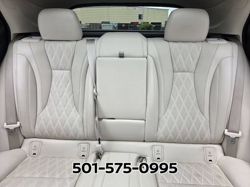 Used 2023 Buick Envision Avenir AWD/4WD image 11