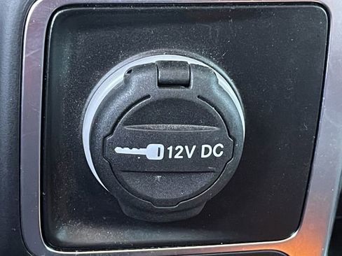 Used 2025 Jeep Gladiator Nighthawk image 19