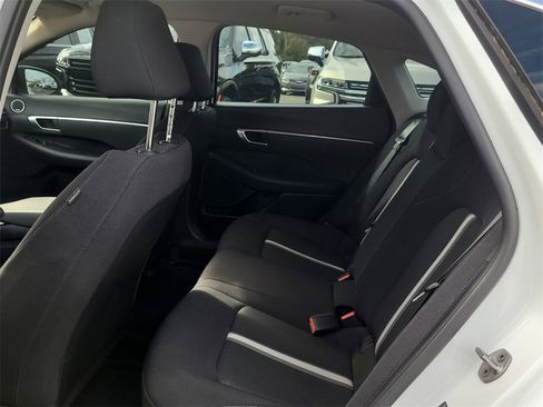 Used 2023 Hyundai Sonata SEL w/ Cargo Package image 10