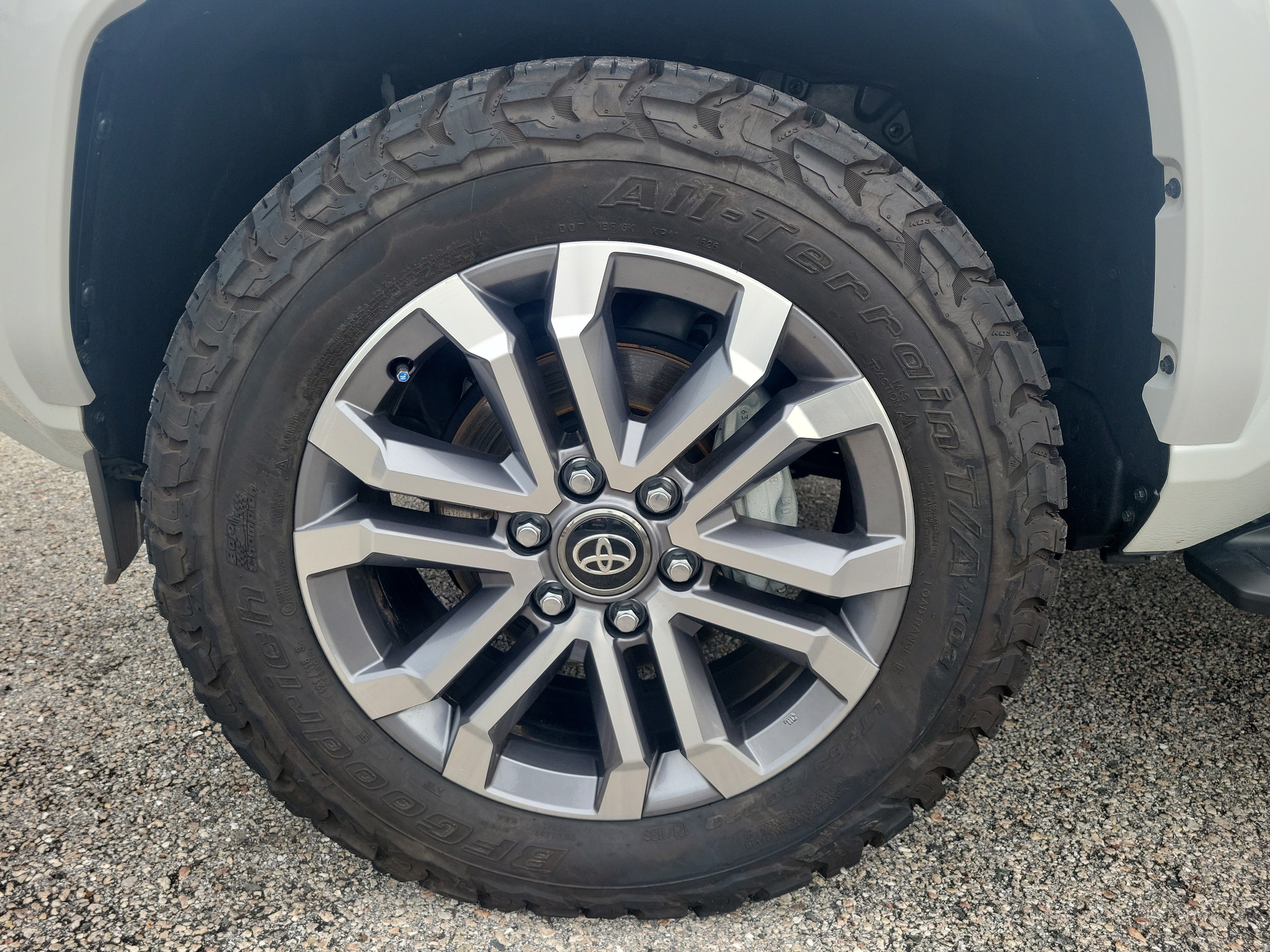 Used 2026 Toyota 4Runner Limited AWD/4WD image 8