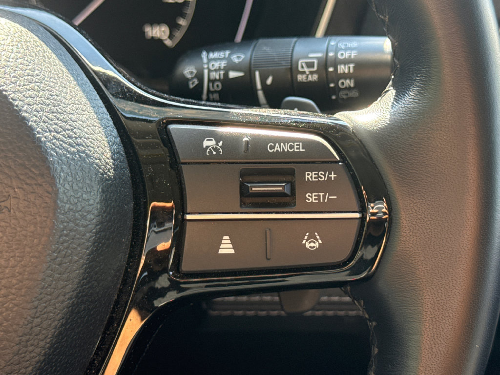 Certified 2025 Honda Pilot Touring image 29