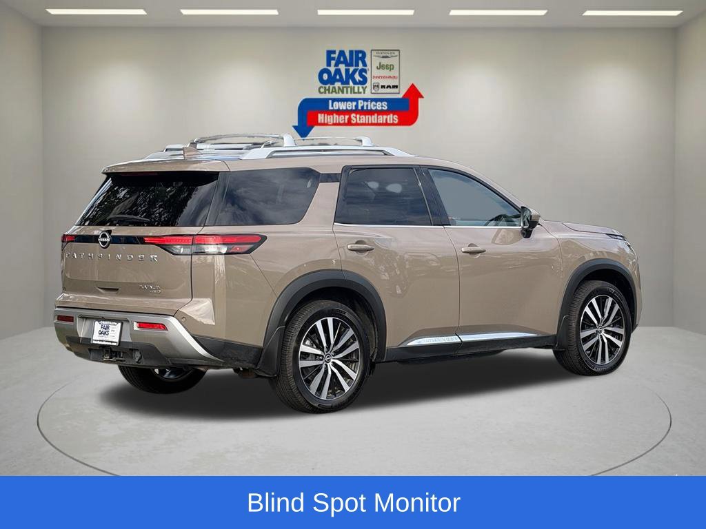 Used 2023 Nissan Pathfinder Platinum AWD/4WD image 8