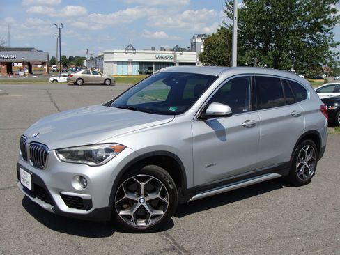 Used 2016 BMW X1 xDrive28i image 3