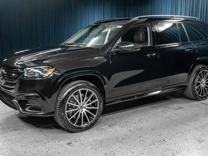 New 2025 Mercedes-Benz GLS 450 4MATIC
