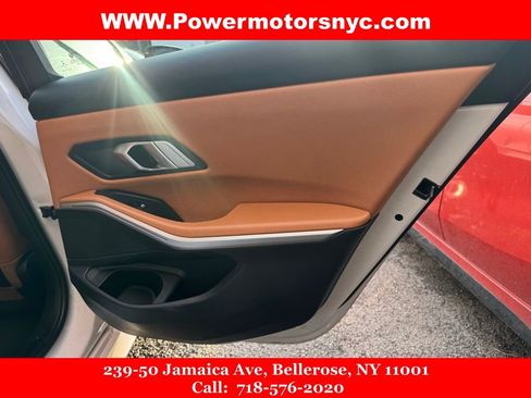Used 2023 BMW 330i Sedan w/ M Sport Package RWD image 23