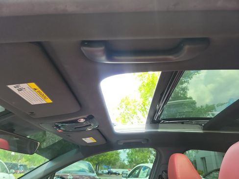 Used 2023 Kia K5 GT-Line image 35