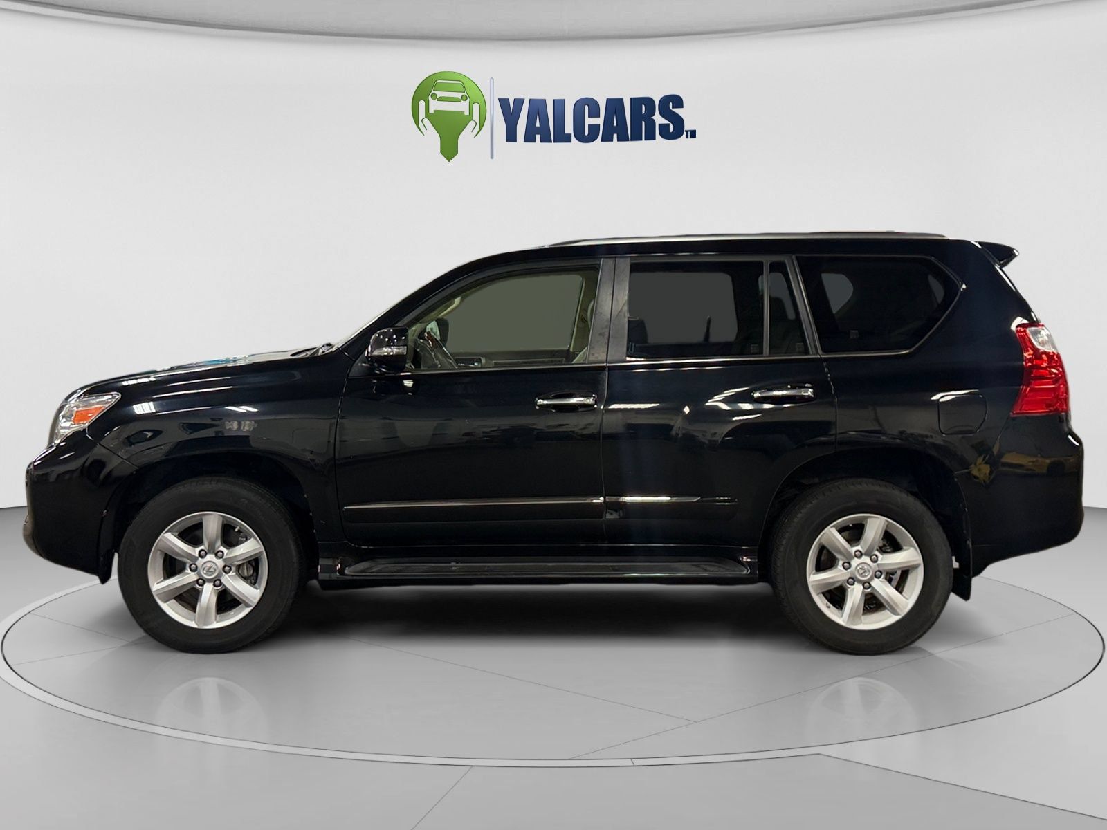 Used 2013 Lexus GX 460 w/ Comfort Plus Pkg AWD/4WD image 2