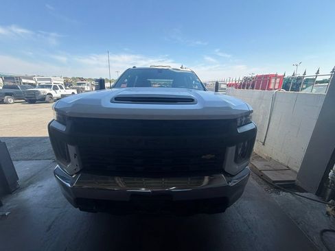 Used 2023 Chevrolet Silverado 3500 W/T w/ WT Convenience Package AWD/4WD image 3