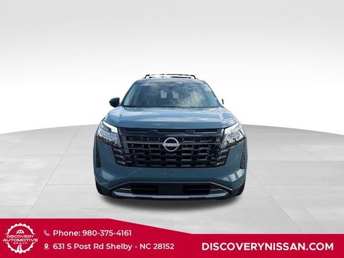 New 2026 Nissan Pathfinder Platinum w/ Accent Package AWD/4WD image 2
