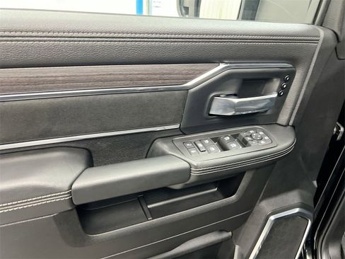Used 2025 RAM 3500 Laramie image 20