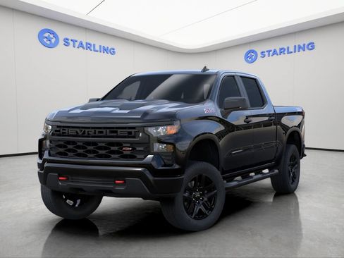 Used 2025 Chevrolet Silverado 1500 Custom Trail Boss AWD/4WD image 6