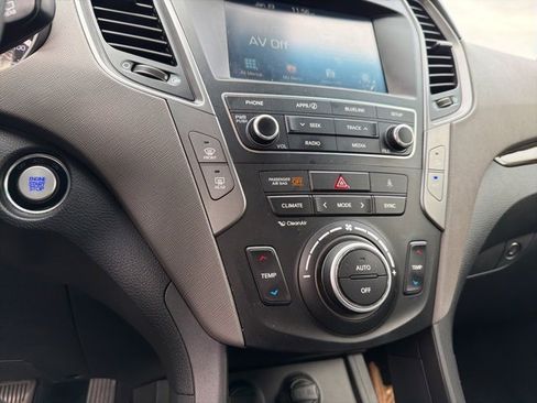 Used 2018 Hyundai Santa Fe Sport w/ 2.4L Value Package 02 image 18