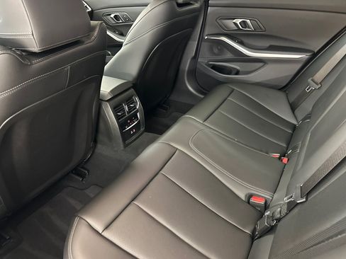 Used 2026 BMW 330i Sedan w/ Convenience Package RWD image 30