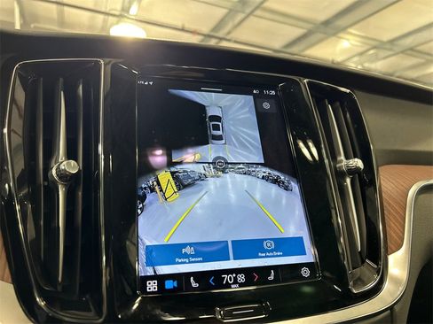 Certified 2024 Volvo S60 B5 Plus image 16