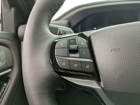 New 2026 Ford Explorer Platinum image 32